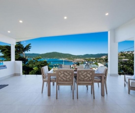 Airlie Bay View