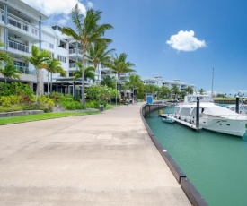 Luxury Marina View Apartment