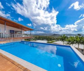 Viewpoint Holiday Home - Cannonvale