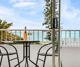 Alex Beach Apt Bilgola4