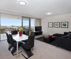 The Junction Palais - Modern and Spacious 2BR Bondi Junction Apartment Close to Everything