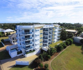 Koola Beach Apartments Bargara