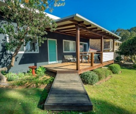 Tallowood beachfront cottage