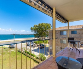 Fantastic Views from this top floor unit!