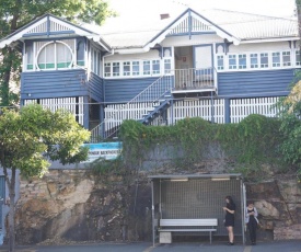 Bluetongue Backpackers