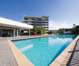 Oaks Brisbane Mews Suites