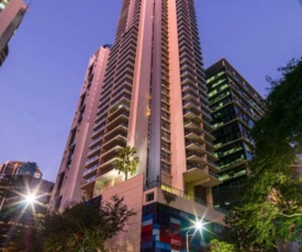 Sky River CBD apartment