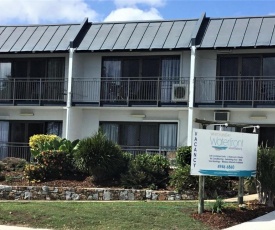 Whitsunday Waterfront Apartments