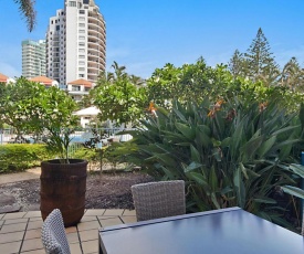 Calypso Plaza Resort Unit 141 Studio style apartment - Beachfront Coolangatta