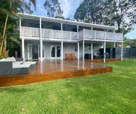 Coolum Beach Hidden Gem with Pool, WIFI, Netflix