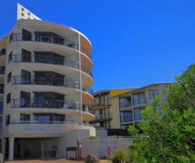 Unit 1, The Rocks, 1746 David Low Coolum Beach - 500 Bond