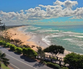 Unit 8, Phoenix Apartments, 1736 David Low Way, Coolum Beach, LINEN INCLUDED, 500 BOND