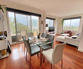 Spacious and comfortable 2 bedrooms beach Apt