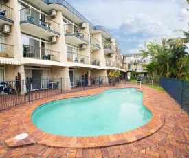 Bombora Resort - Coolangatta