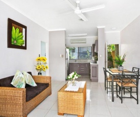 Cairns Reef Retreat