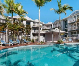 Champelli Palms Apartments