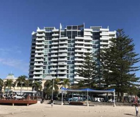 Grand Hotel Gold Coast private Apartment