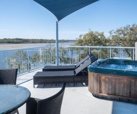 Serene Maroochy River Views at Reflections