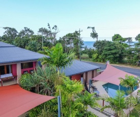 Pandanus Holiday Apartments