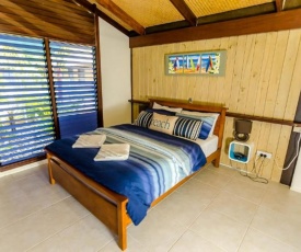 The Beach Shack - Koda Beach Bungalow 1