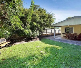 Roderick Street 52, Moffat Beach