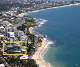 Beachfront Mooloolaba Apartment