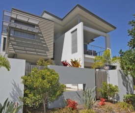 48 Boardrider Crescent, Mt Coolum - Pet Friendly, WiFi, Linen Incl. 500 BOND