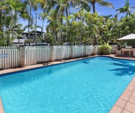 HighTide On Noosa Sound