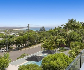 Impressive Views of Noosa - Unit 8 Taralla, 16 Edgar Bennett Avenue Noosa Heads