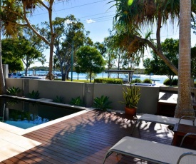 Noosa Water Views