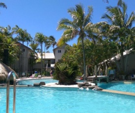 Noosaville Resort Living on Noosa River Gympie Terrace