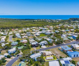 6A Coolberry Court - The Crabpot - Rainbow Beach - Perfect Couples Beachside Escape