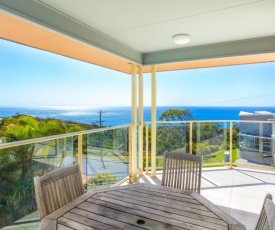 Rainbow Views - Rainbow Beach, Stunning Ocean Views and a Swimming Pool