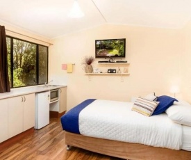 Cosy & relaxing country getaway at Lorikeet Studio Apartment - pets welcome