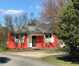 Somerset Beachside Cabin And Caravan Park