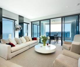 Luxury For The Soul 2 Bedroom Beachfront Apartment