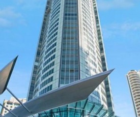 Private Apartment at Surfers Paradise