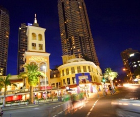 The Towers of Chevron Renaissance - Holidays Gold Coast