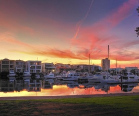 Haven Marina Glenelg