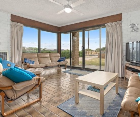 Sun & Surf Aldinga Beach Apartment