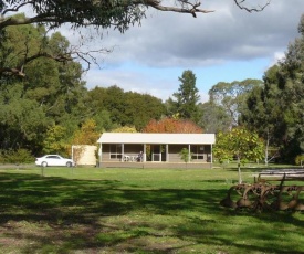 Camawald Coonawarra Cottage B&B