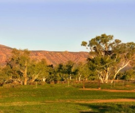 Edeowie Station