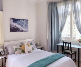 Private Studio-room In Kingsford with Kitchenette and Private Bathroom Near UNSW, Randwick - ROOM ONLY