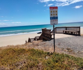 Beach, Reef and Vines