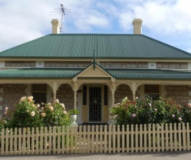 Cabernet Cottage