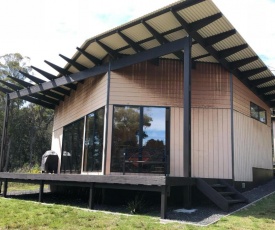 BAY OF FIRES ECO HUT off grid experience at Binalong Bay