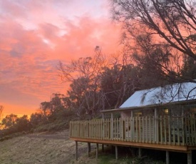 Roaring Beach Surf Shack - private beach access