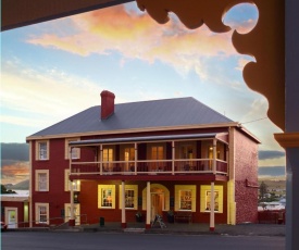 Stanley Hotel & Apartments