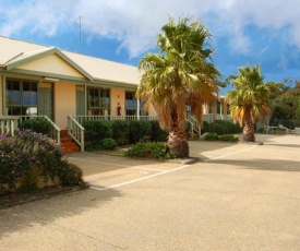 Lightkeepers Inn Motel