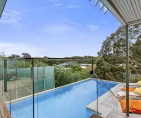 Lansdowne Villa - with swimming pool